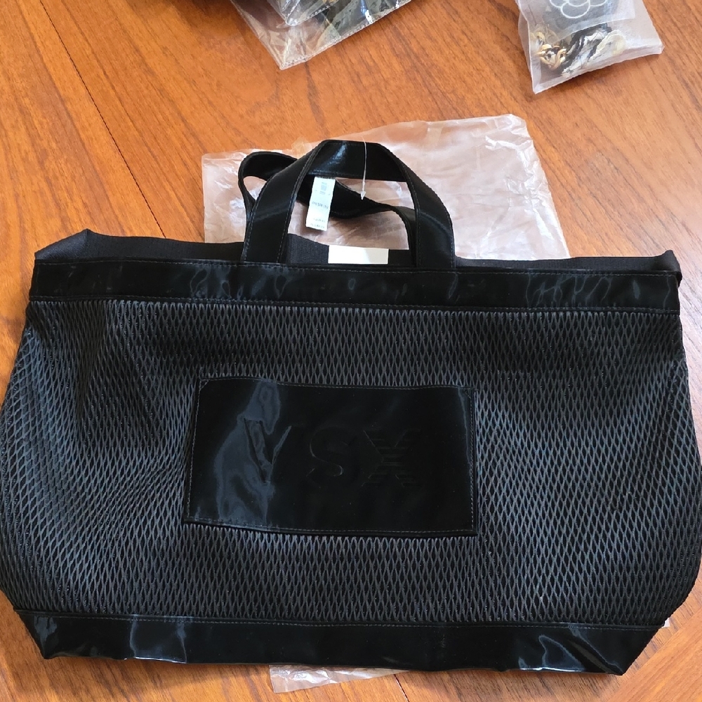VSX Large Tote, Black,  New